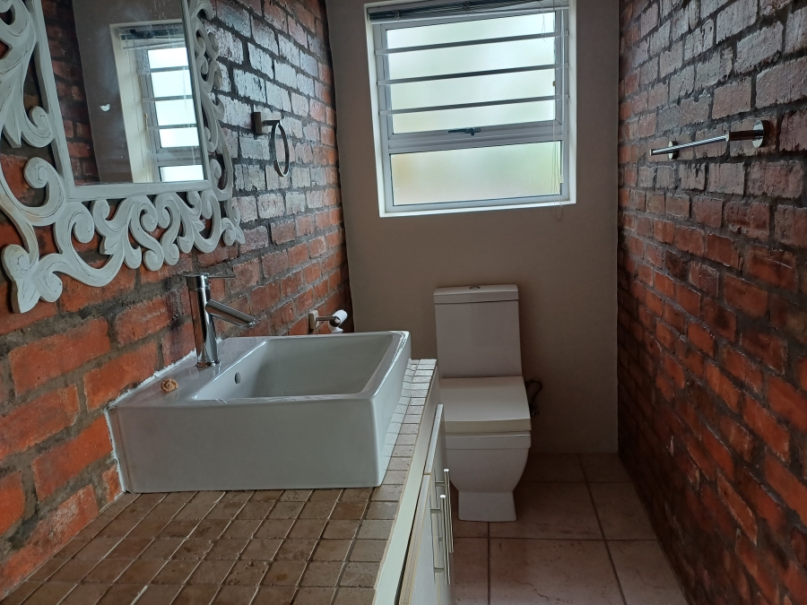 3 Bedroom Property for Sale in Reebok Western Cape
